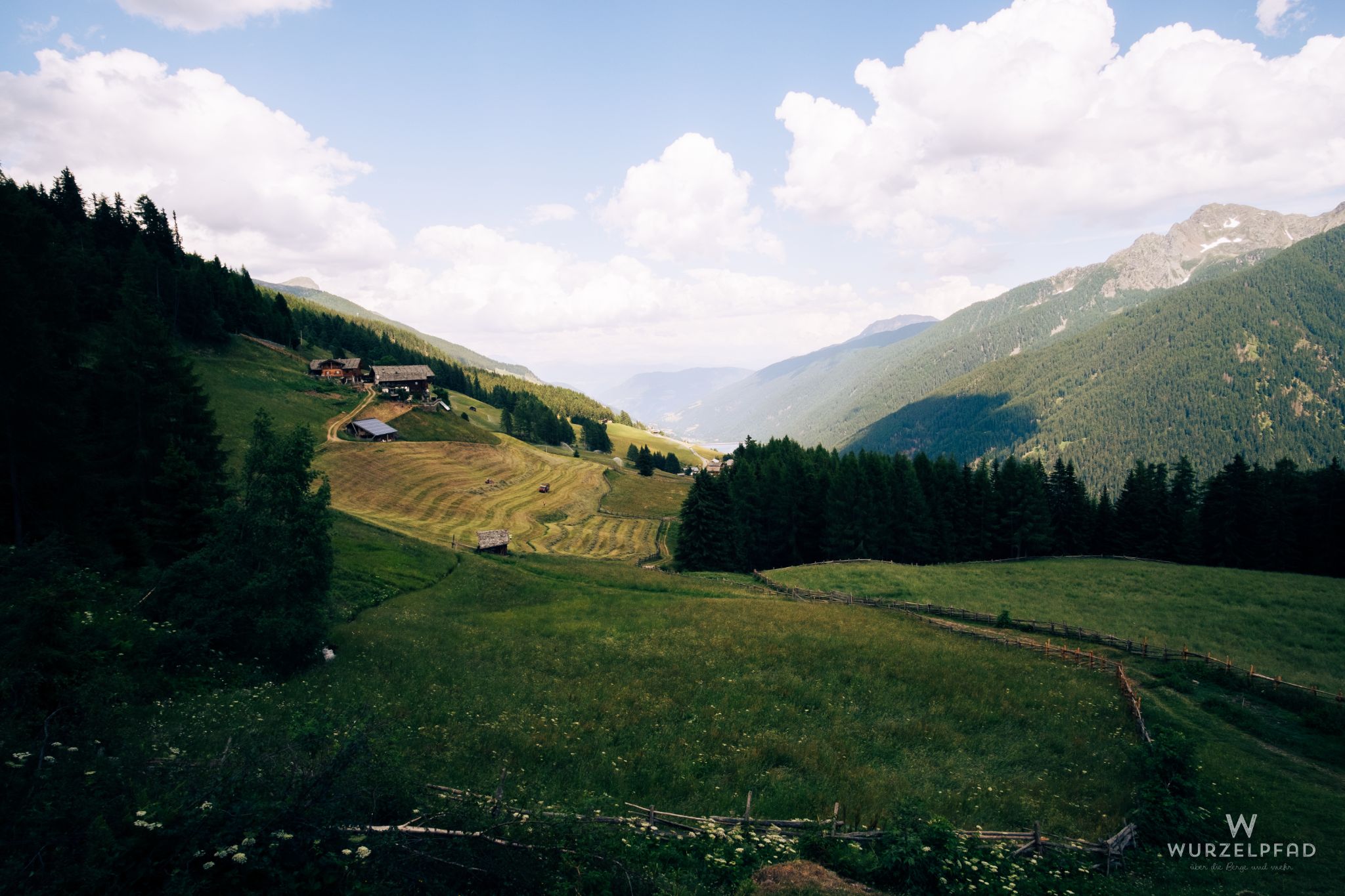 Blick über die Grubhöfe zum Zoggler-Stausee