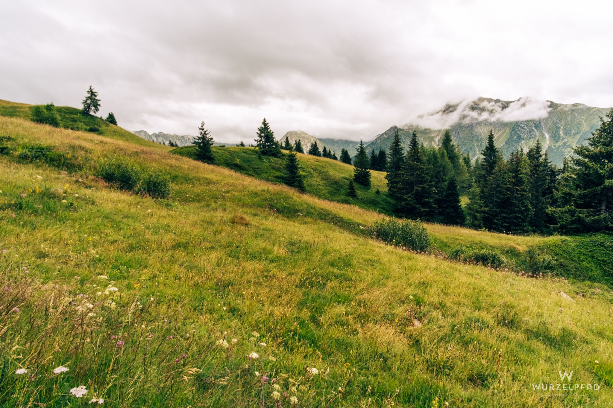 Blick zu den Sarntaler Bergen