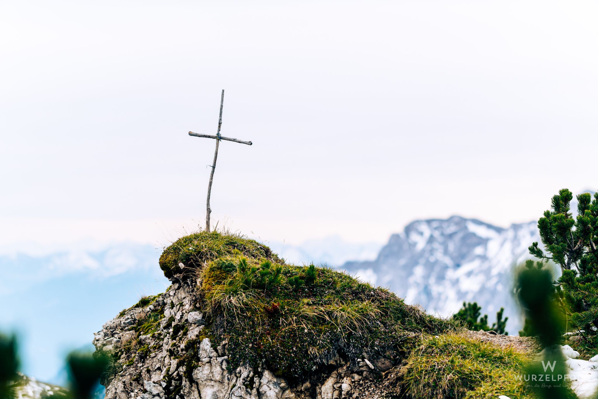 Gipfelkreuz am Kompar