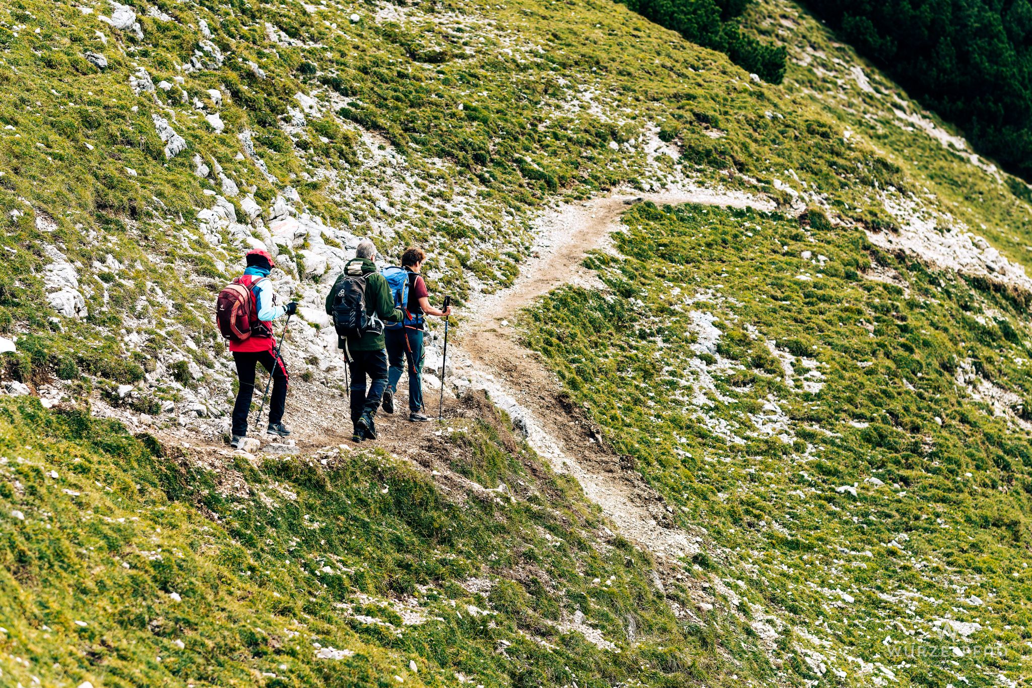 Querung unterm Kompar