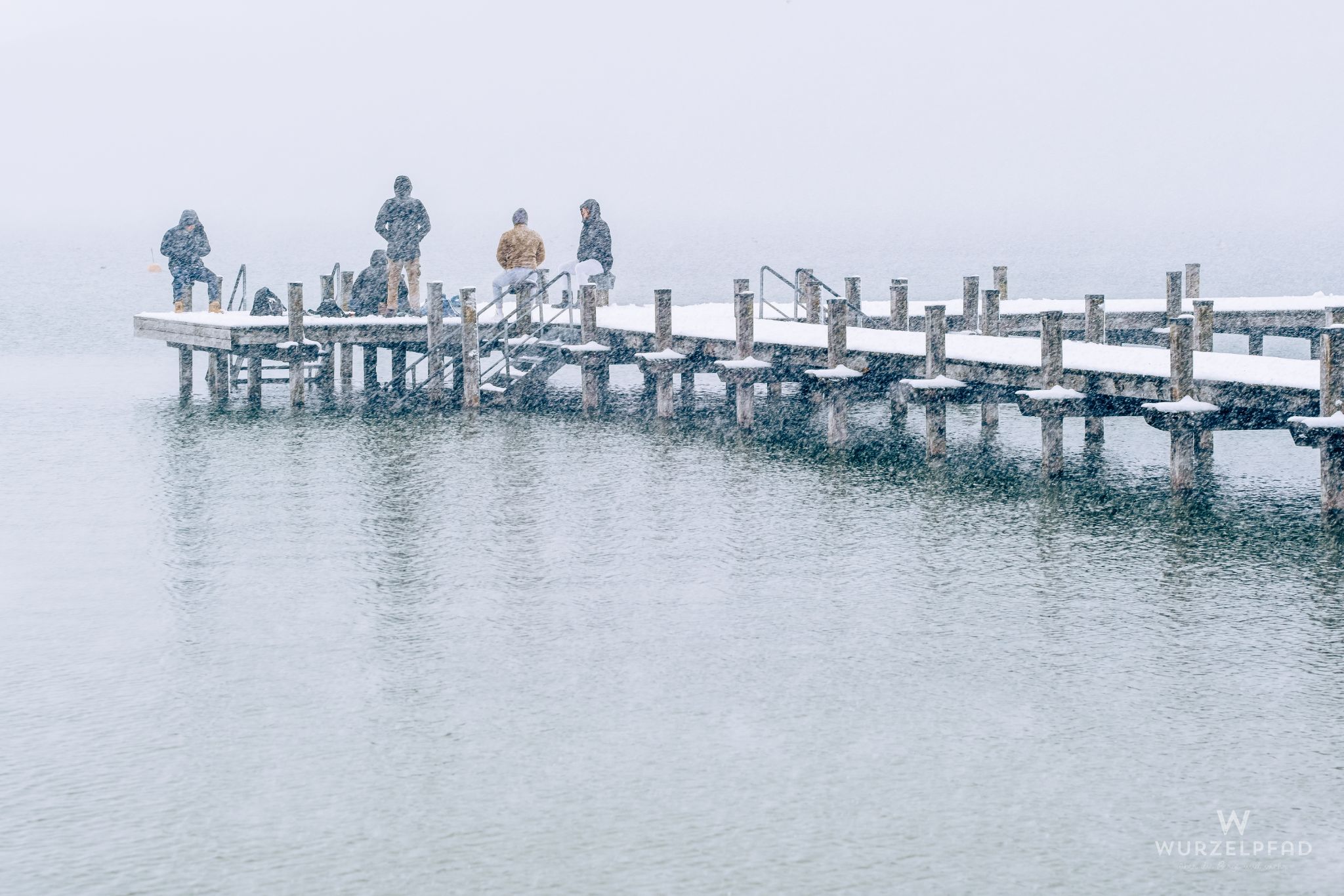 Stegparty im Schneefall